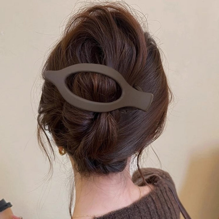 Brown Resin Oval Duckbill Clip Updo Hair Clip Hair Accessories Wholesale